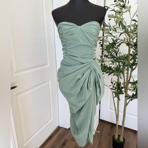 PrettyLittleThing Sage Strapless Dress